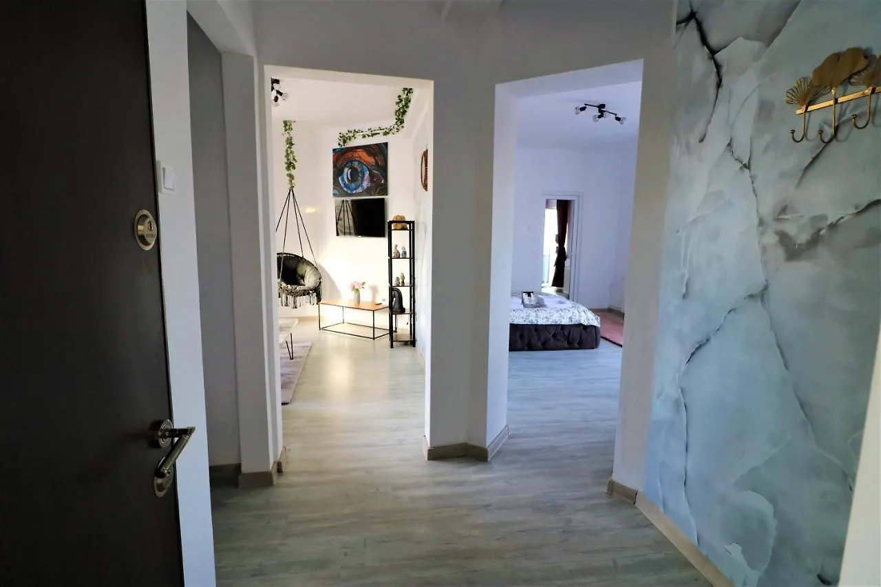 Athenee Palace Apartment - Panoramic View Terrace & Balcony - Free Minibar Bucharest Romania